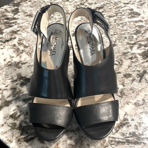 Brand New Michael Kors Black Platform Sandal with stacked 4” heel - Size 8.5